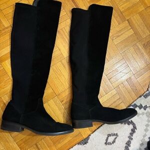 knee high Clarks boots , suede and stretch back